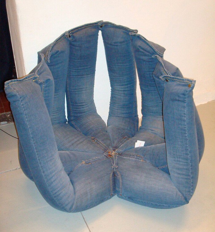 sit in jeans